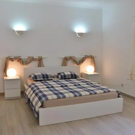 Vila, Piscina,praia, 20 Km Lisboa Сasa de vacaciones *