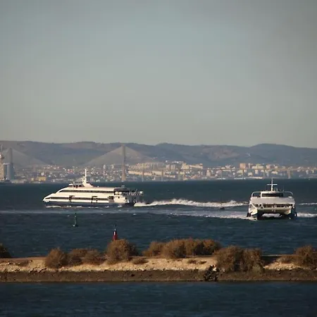 Vila, Piscina,praia, 20 Km Lisboa Сasa de vacaciones *